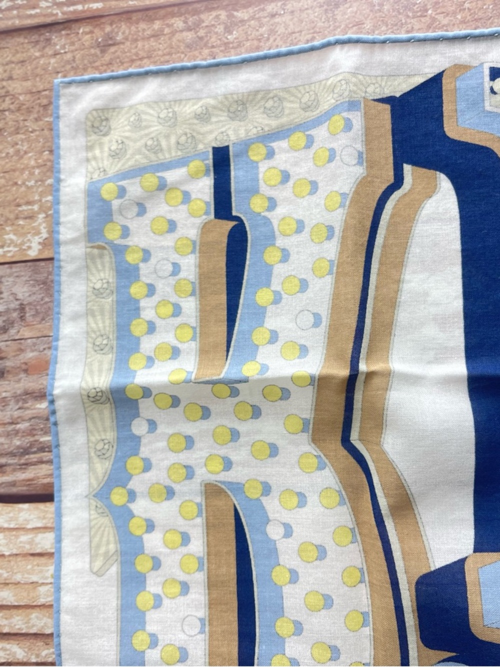 Hermes Electrique 45cm Silk Scarf - Dimitri Rybaltchenko Like New Authentic - Picture 12 of 14